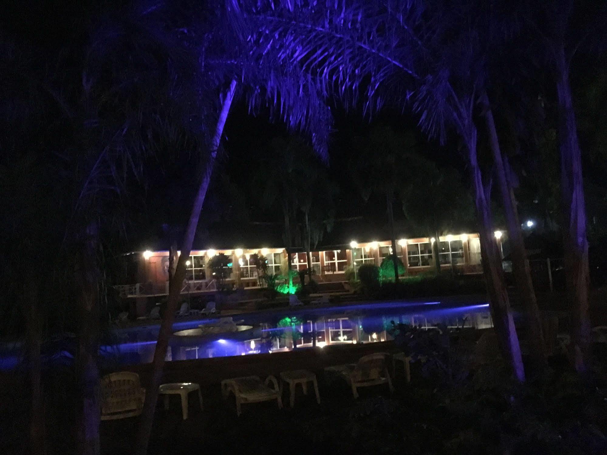 Iguazu Inn Hostel 伊瓜苏港 外观 照片