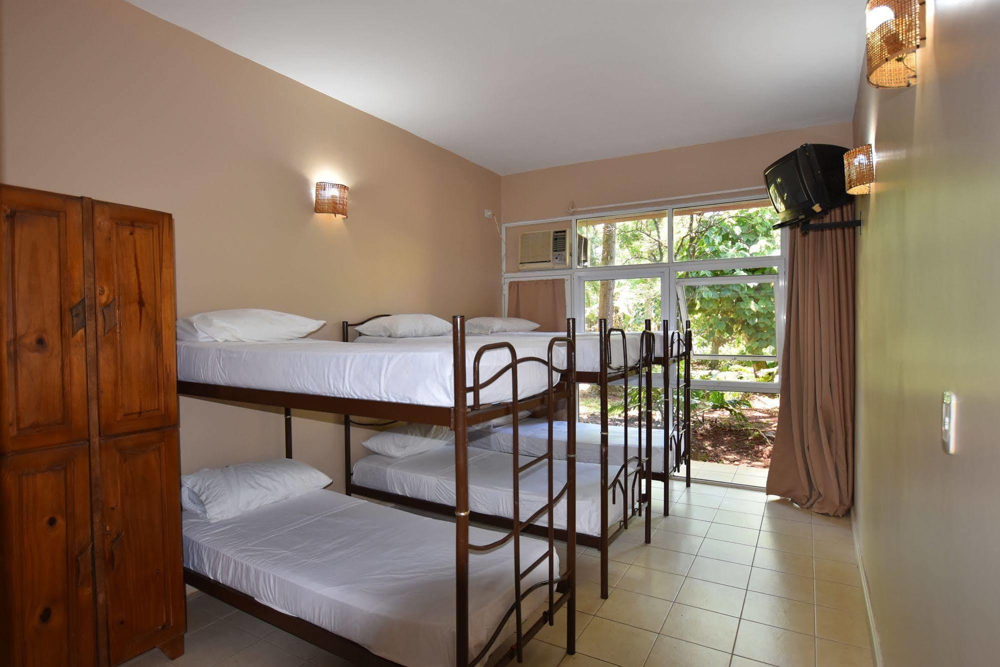 Iguazu Inn Hostel 伊瓜苏港 外观 照片