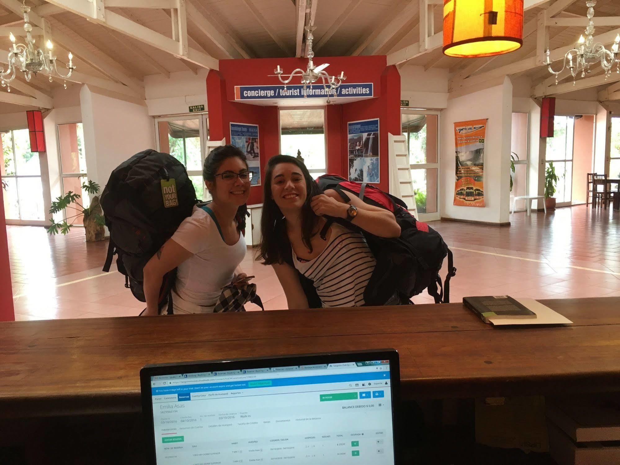 Iguazu Inn Hostel 伊瓜苏港 外观 照片