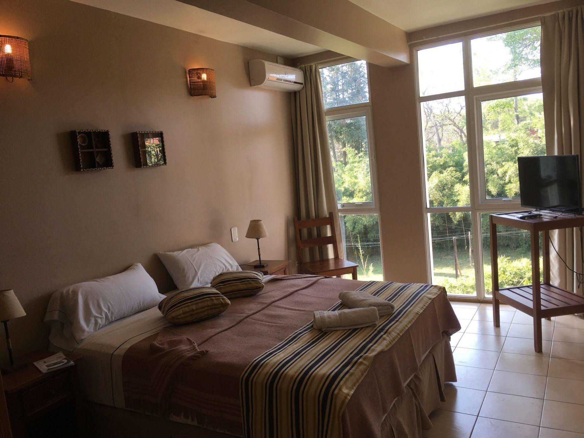 Iguazu Inn Hostel 伊瓜苏港 外观 照片