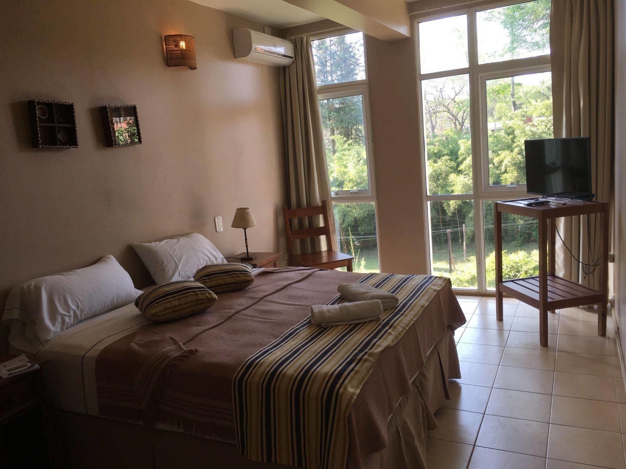 Iguazu Inn Hostel 伊瓜苏港 外观 照片